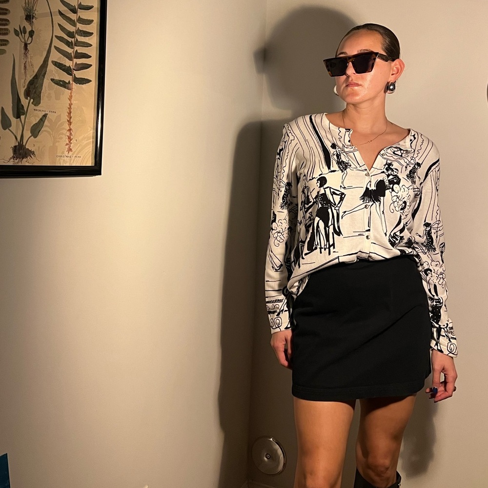 Christoper & Banks “Flapper” Cardigan 🖤🍸